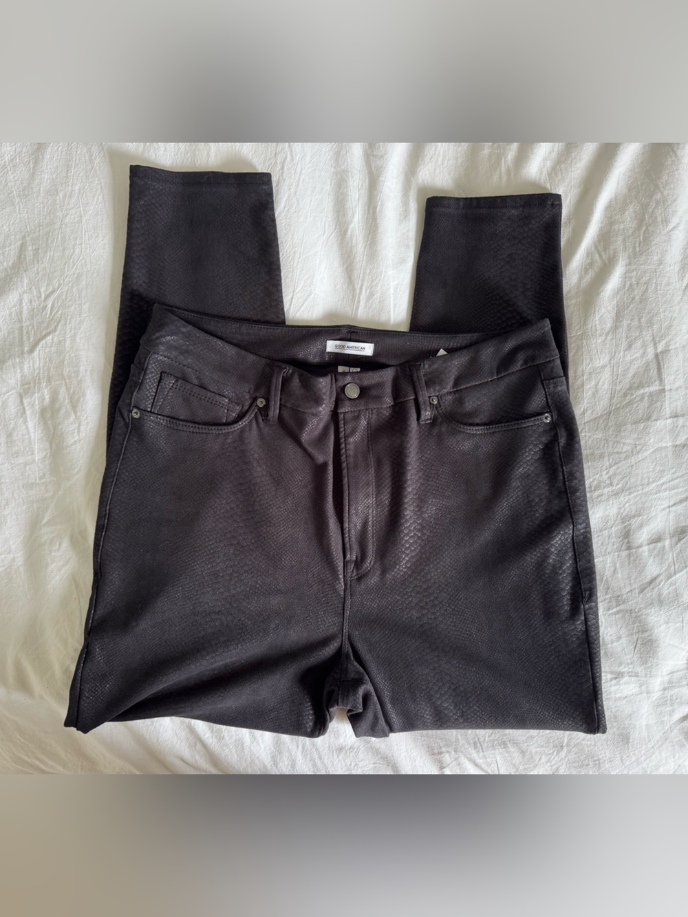 Good American Patterned Stretchy Shiny Good Legs Pant